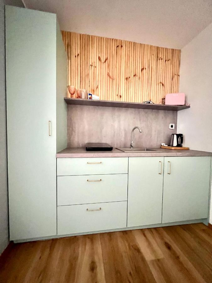 "Ku Sloncu" -Pokoje& Apartamenty - Jastrzębia Góra Екстериор снимка